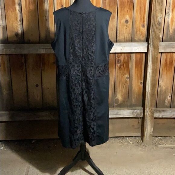 Covington Woman dress sheath lace black sleeveless plus 2X NWT FIRM on PRICE - Picture 4 of 4